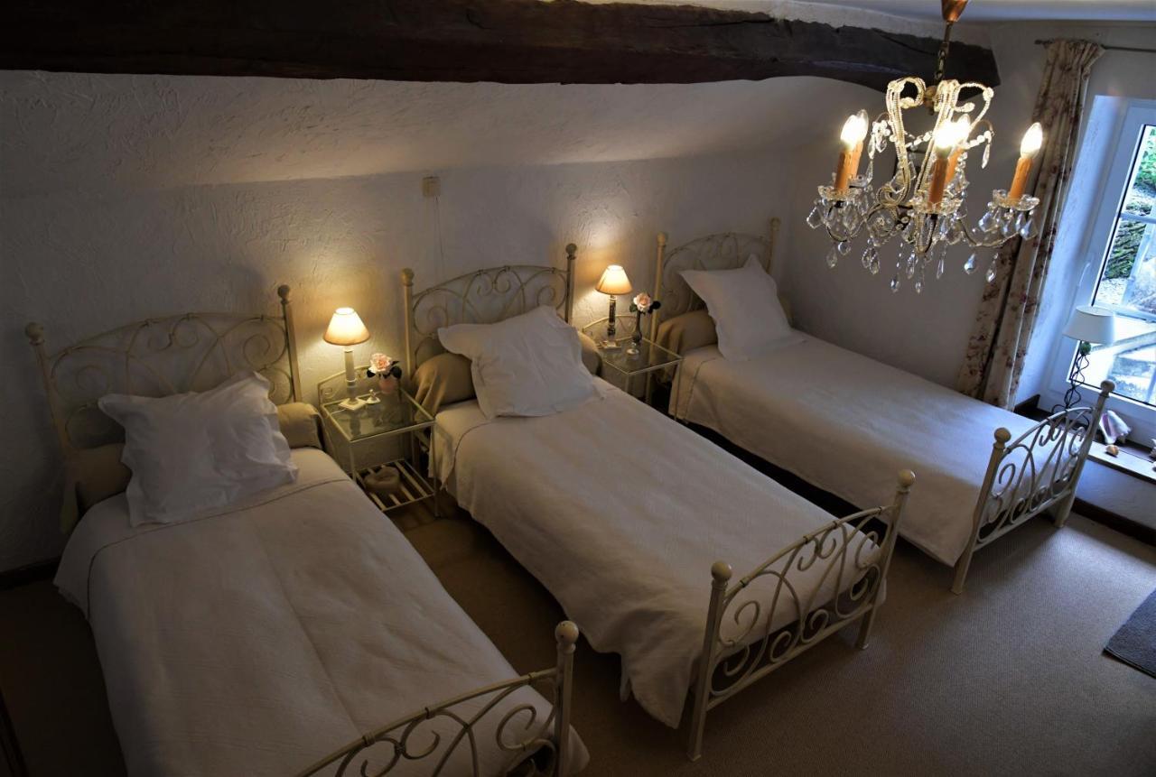 Au Charme Du 13 Faubourg De France A Bouillon Villa Bagian luar foto