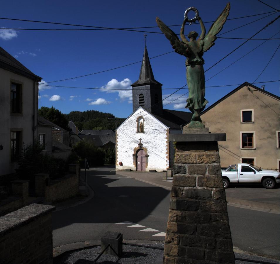 Au Charme Du 13 Faubourg De France A Bouillon Villa Bagian luar foto