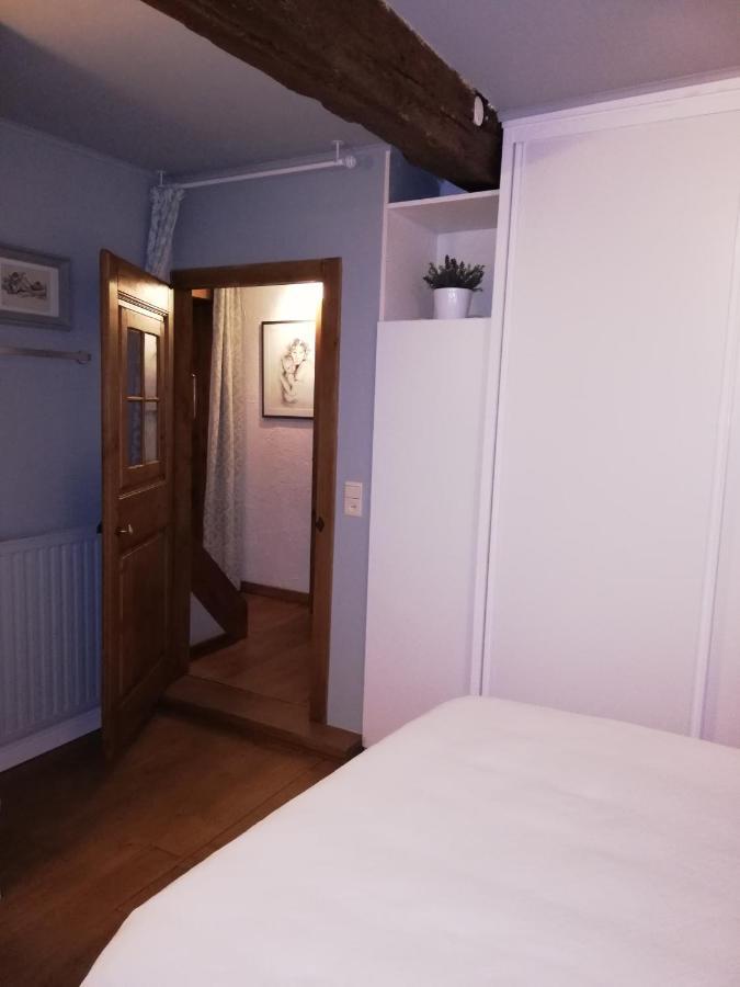 Au Charme Du 13 Faubourg De France A Bouillon Villa Bagian luar foto