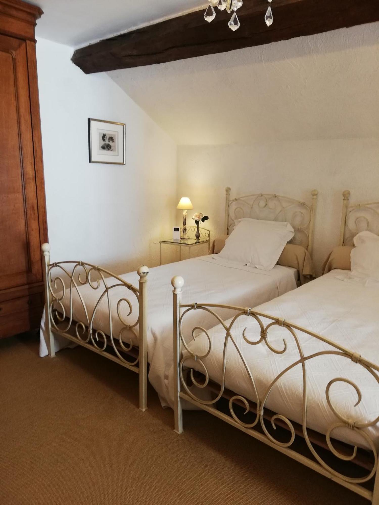 Au Charme Du 13 Faubourg De France A Bouillon Villa Bagian luar foto